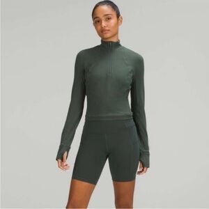 Lululemon Athletica it’s Rulu cropped had zip